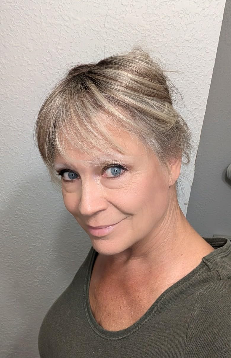 Customer wearing ombre light brown and blonde human hair topper